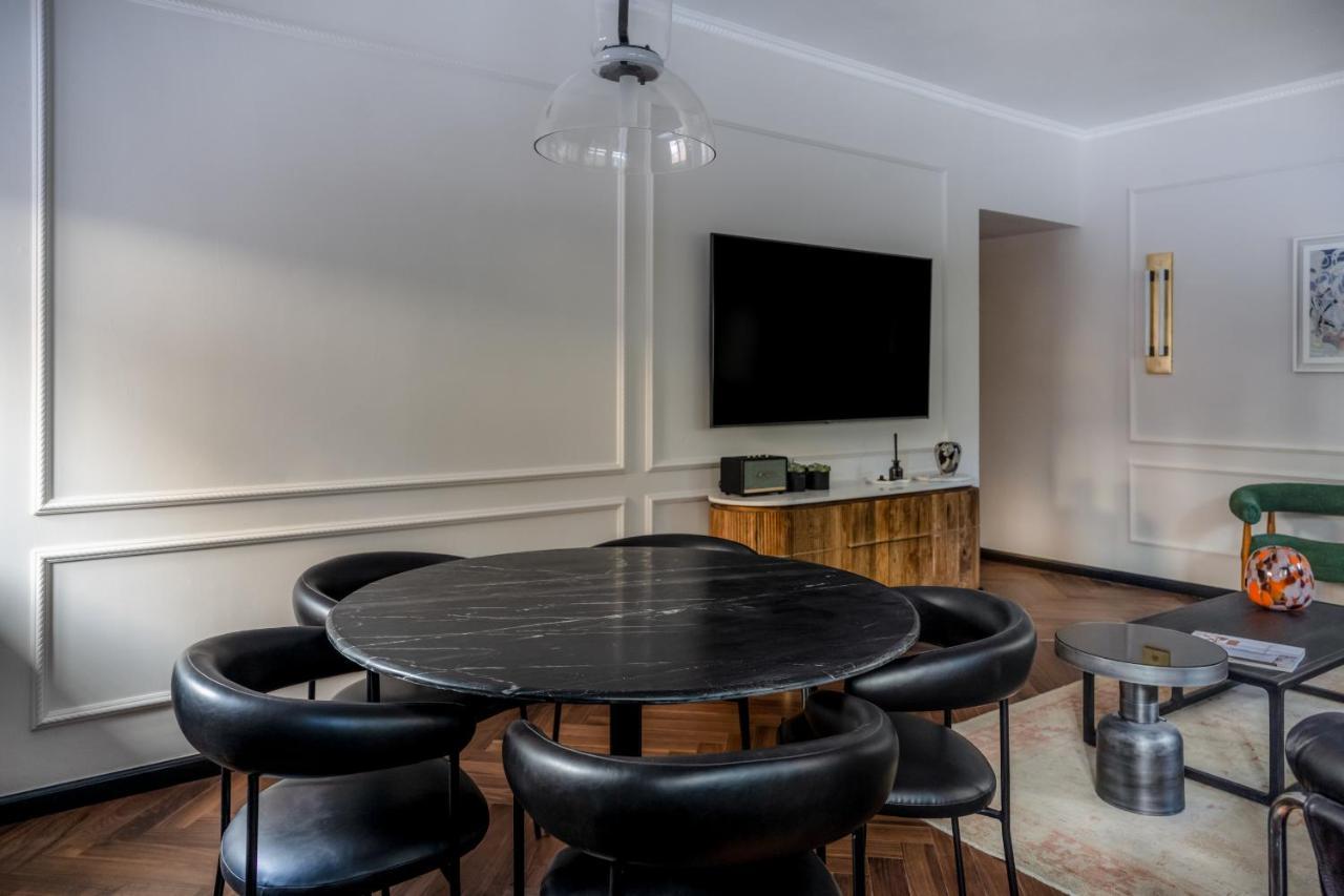 Unique & Upscale Gem Apartment *